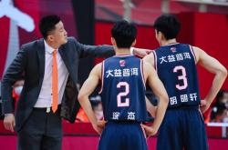 华体会投注-在浙江队赛场上演CBA季后赛，团战，引发观众齐声高喊的简单介绍