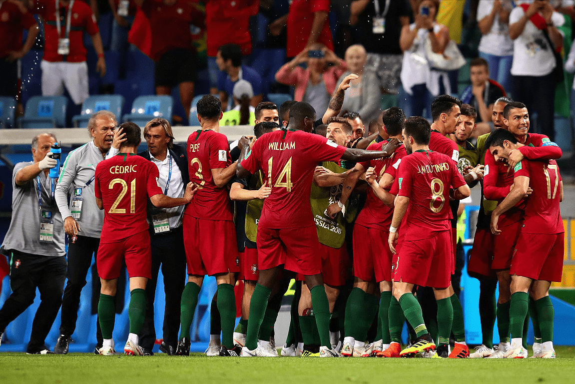 欧预赛热门球队气势如虹，豪强之争引人瞩目