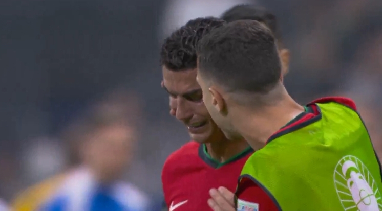 里昂队与奥赛球队将在本周末展开激烈较量