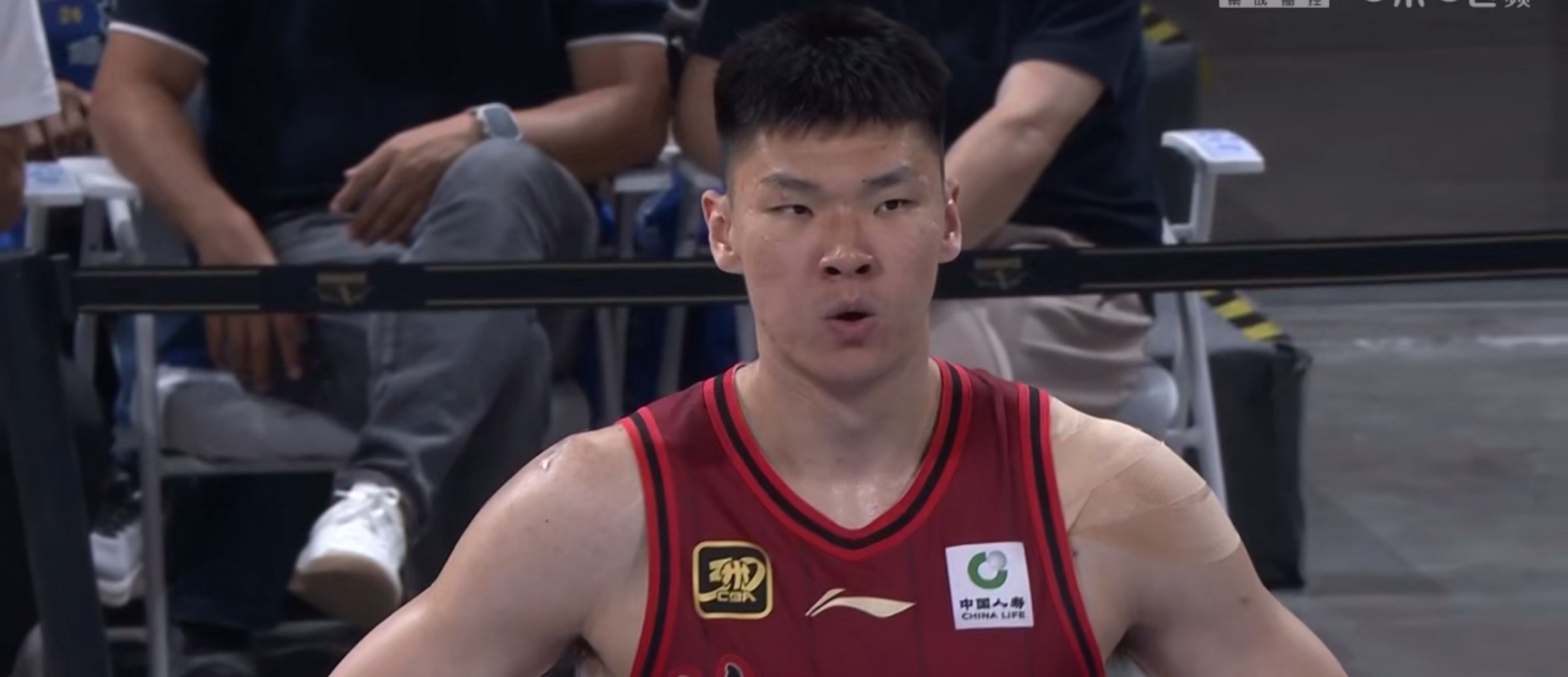 包含抢篮板抢助攻，球队顺利拿下胜利的词条