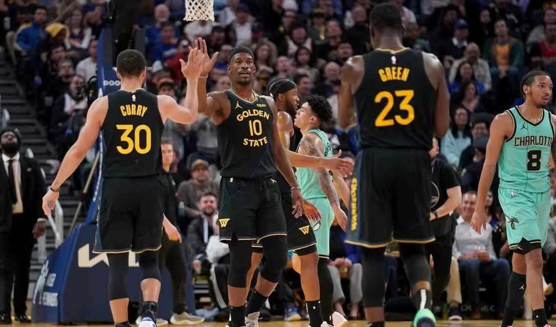 包含太阳队缺少主力球员输球表现令人担忧的词条 包含太阳队缺少主力球员输球表现令人担忧的词条