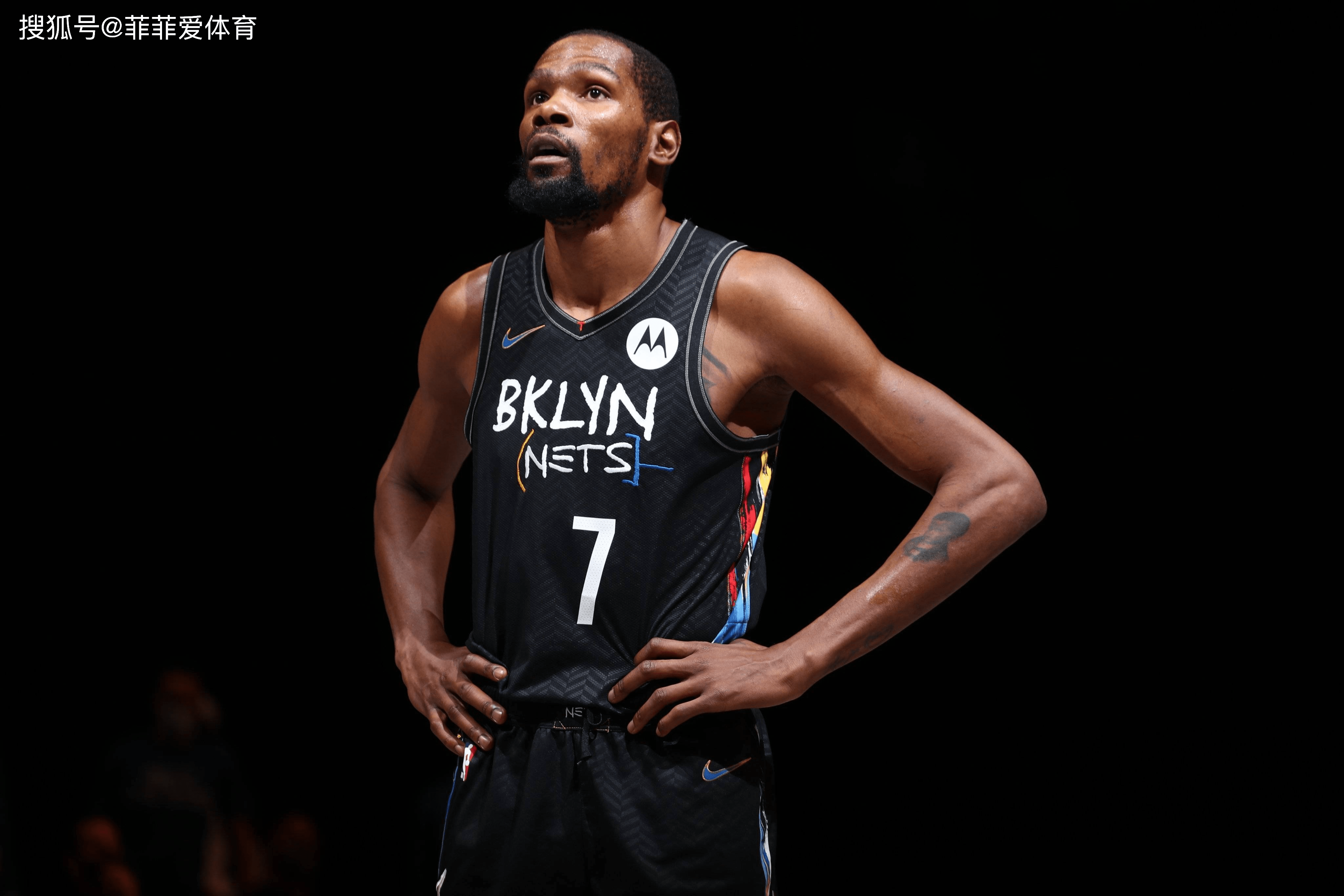 篮网主场击败骑士，杜兰特领衔25分