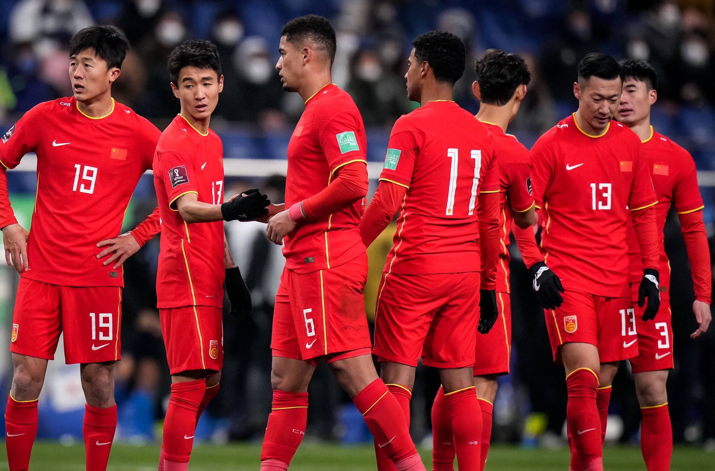 国内足球比赛中球队的最新战绩 国内足球比赛中球队的最新战绩