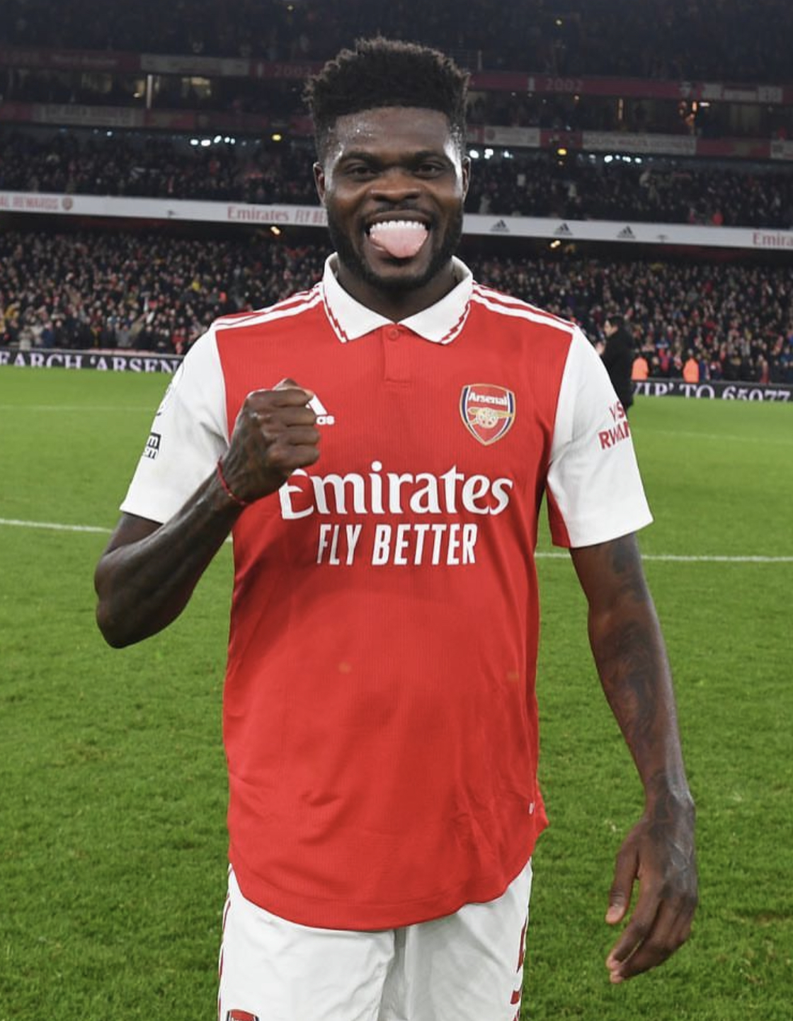 包含神奇进口球员表现抢眼，帕尔马主帅大加赞赏的词条